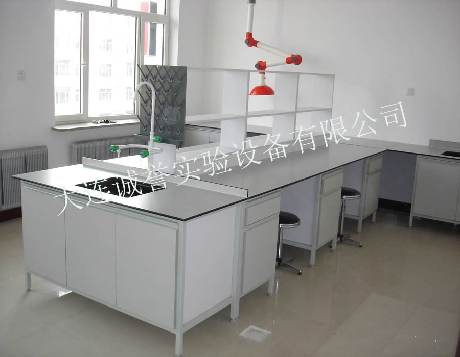 實驗室家具包括哪些？